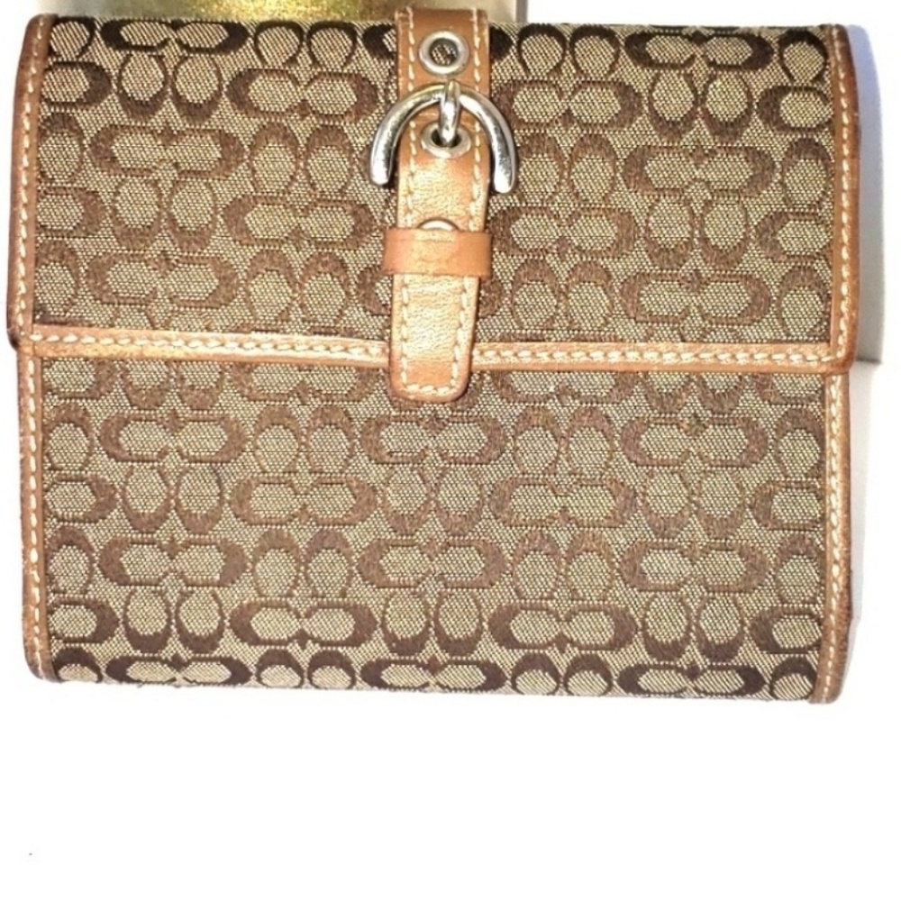 Coach Beige Wallet